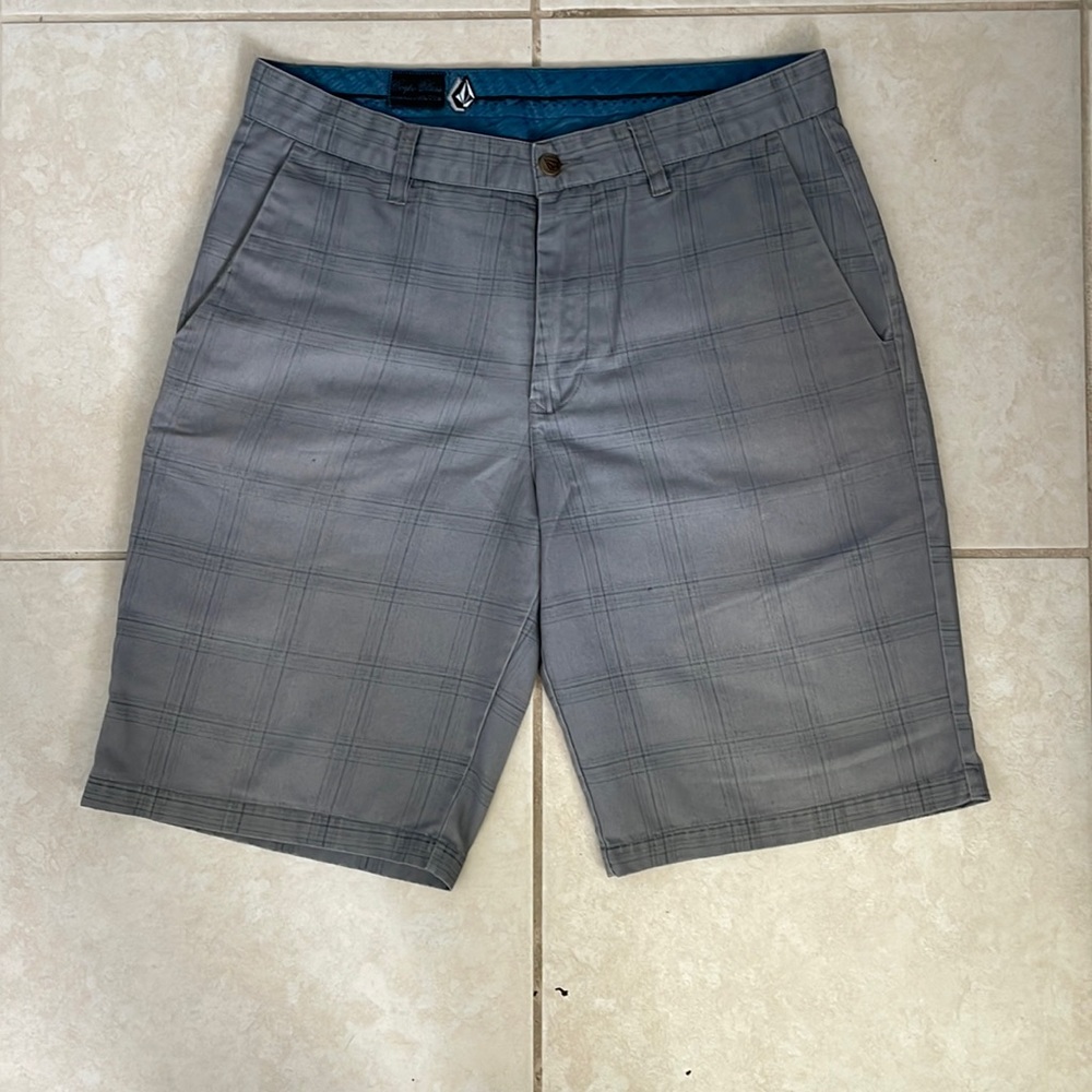 Volcom men shorts